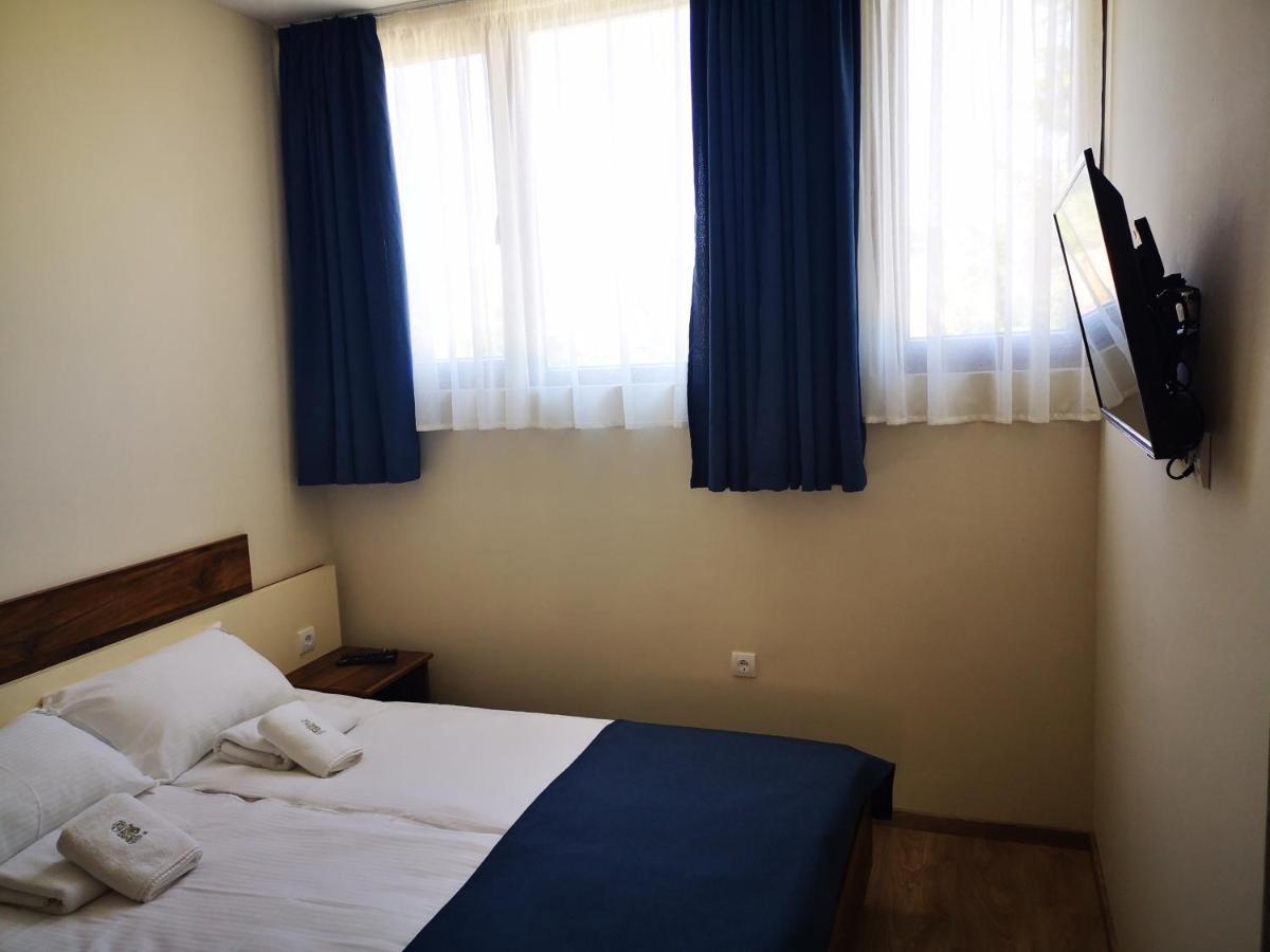 Apartments&Camping Zip Kremna ภายนอก รูปภาพ